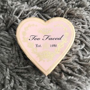 Too Faced Blush